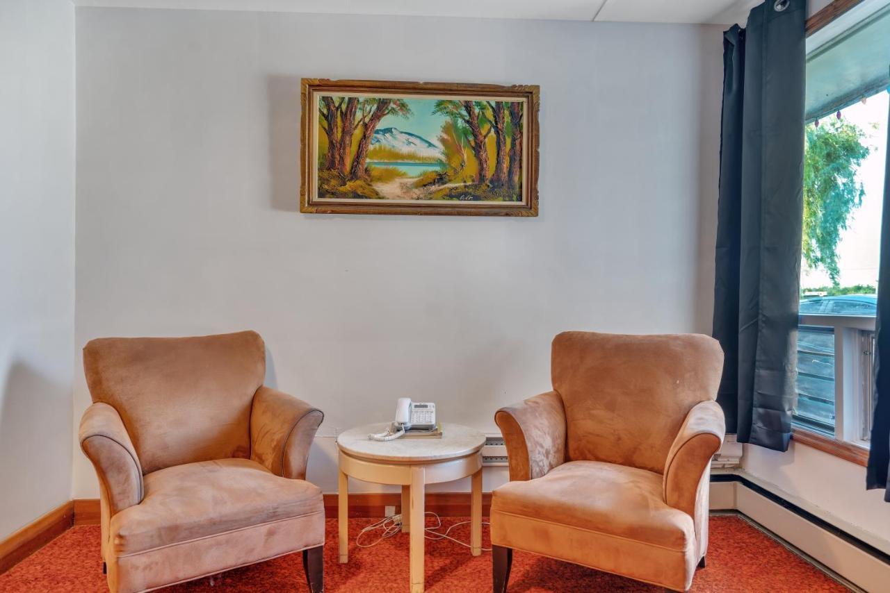 Seaway Motel Порт-Колборн Экстерьер фото