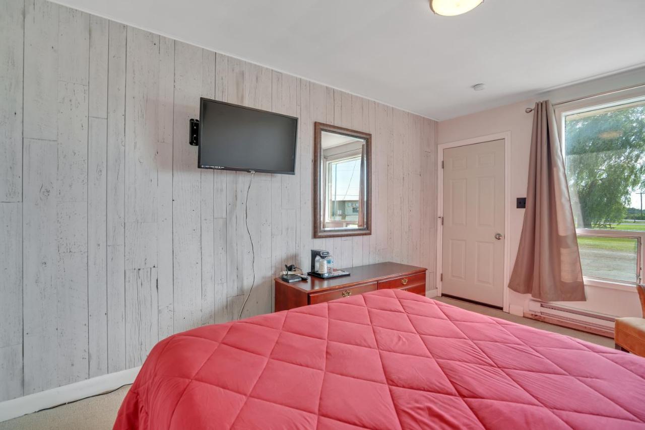 Seaway Motel Порт-Колборн Экстерьер фото
